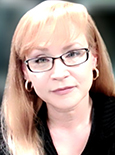 Portrait image of Amanda Price